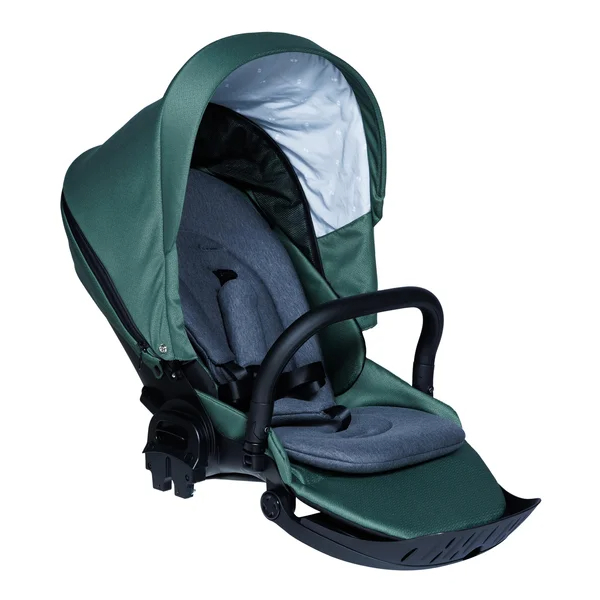 Nordbaby Active Lux kinderwagenset in junglegroen met een chromen frame.