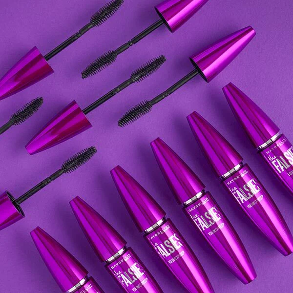 Řasenka Maybelline Falsies odstínu Very Black