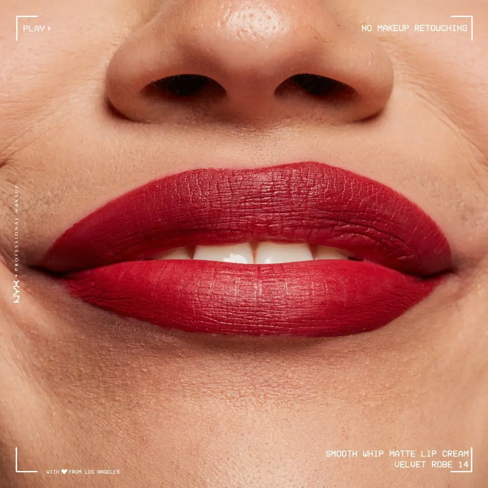 NYX Smooth Whip Matte Lip Cream Pomadka do ust Velvet Robe