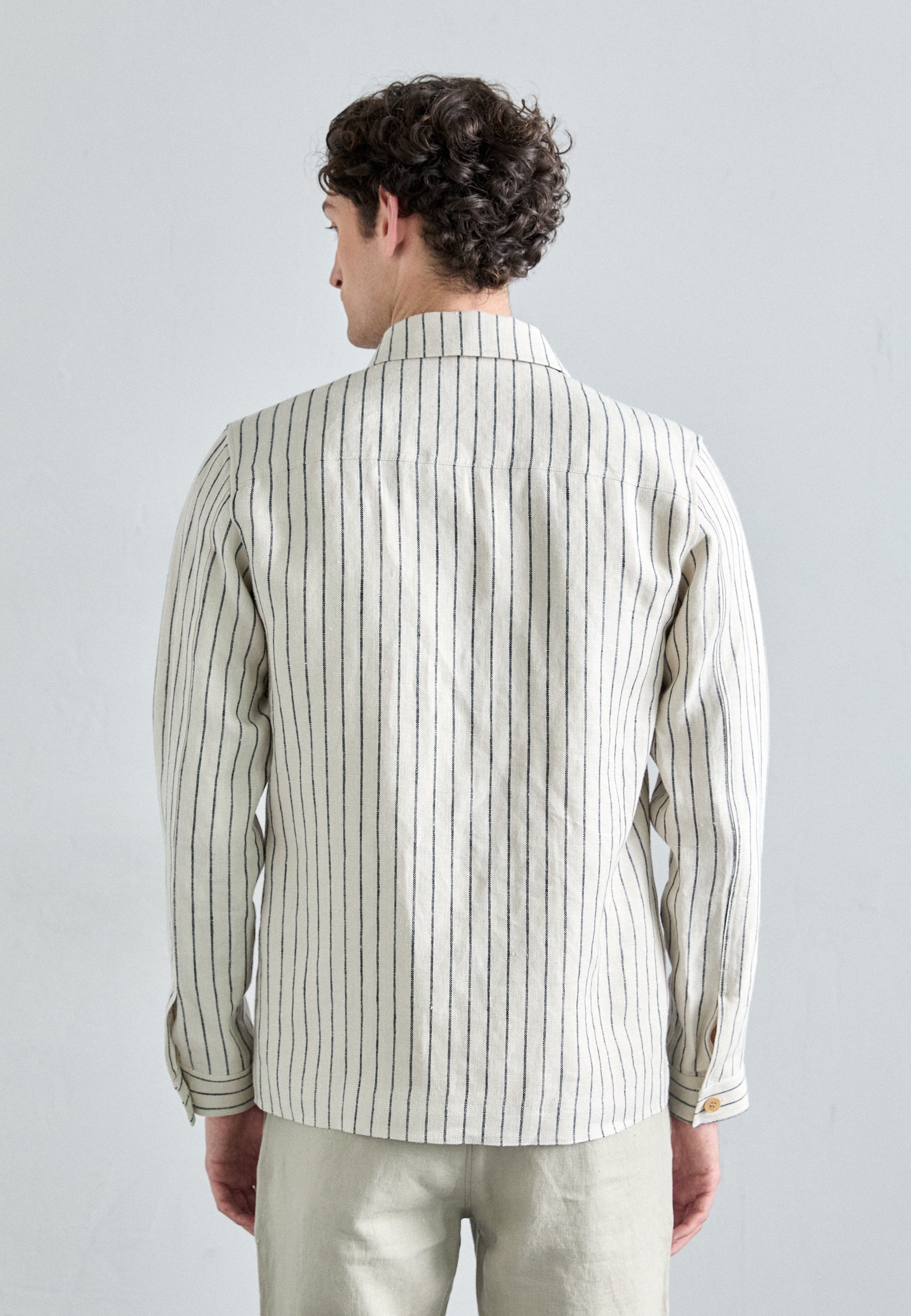 NN.07 OLAV - Camicia - avena