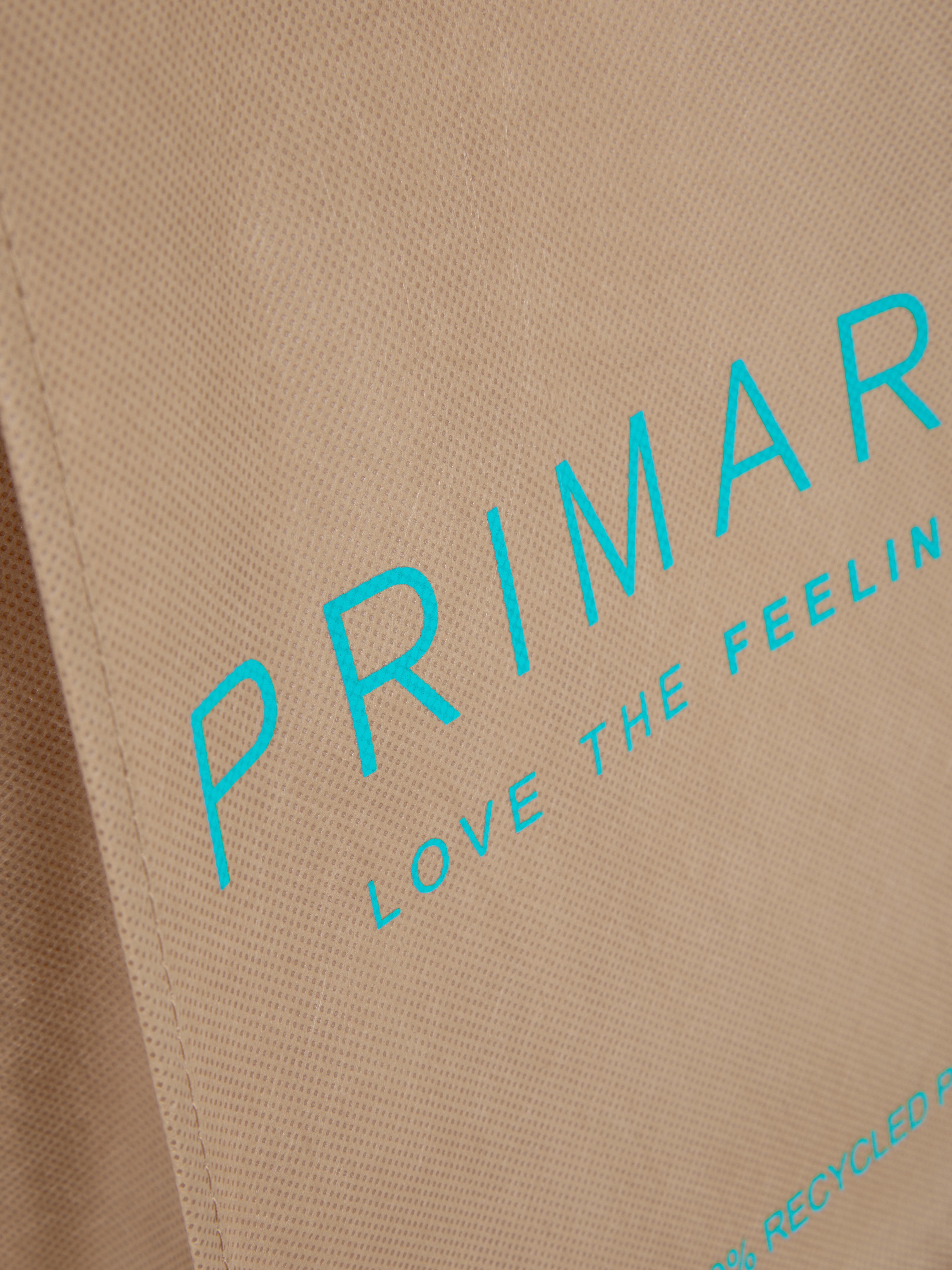 Kleine, wiederverwendbare Tasche im Primark-Shopper-Stil? Problem gelöst mit dieser Handytasche!