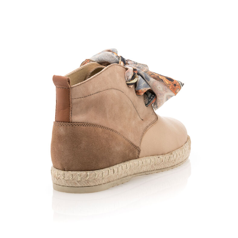 Beige dameslaarzen / enkellaarzen