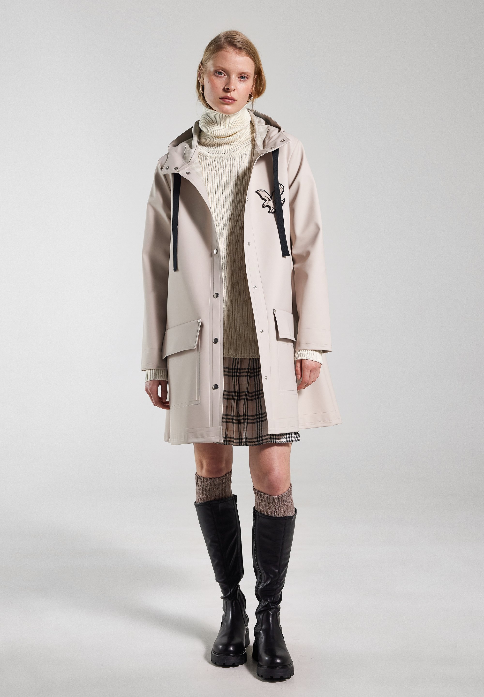 Stutterheim STUTTERHEIM X LYLE & SCOTT JACKET - Giacca da esterno - sabbia chiara