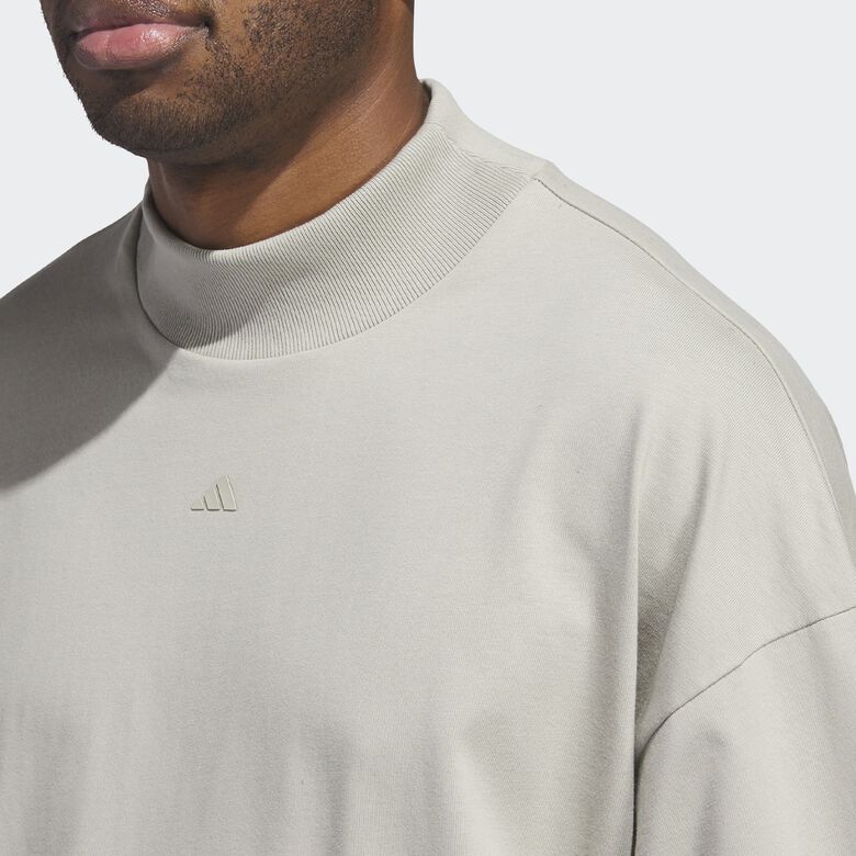 Ein Basketball-Langarmshirt