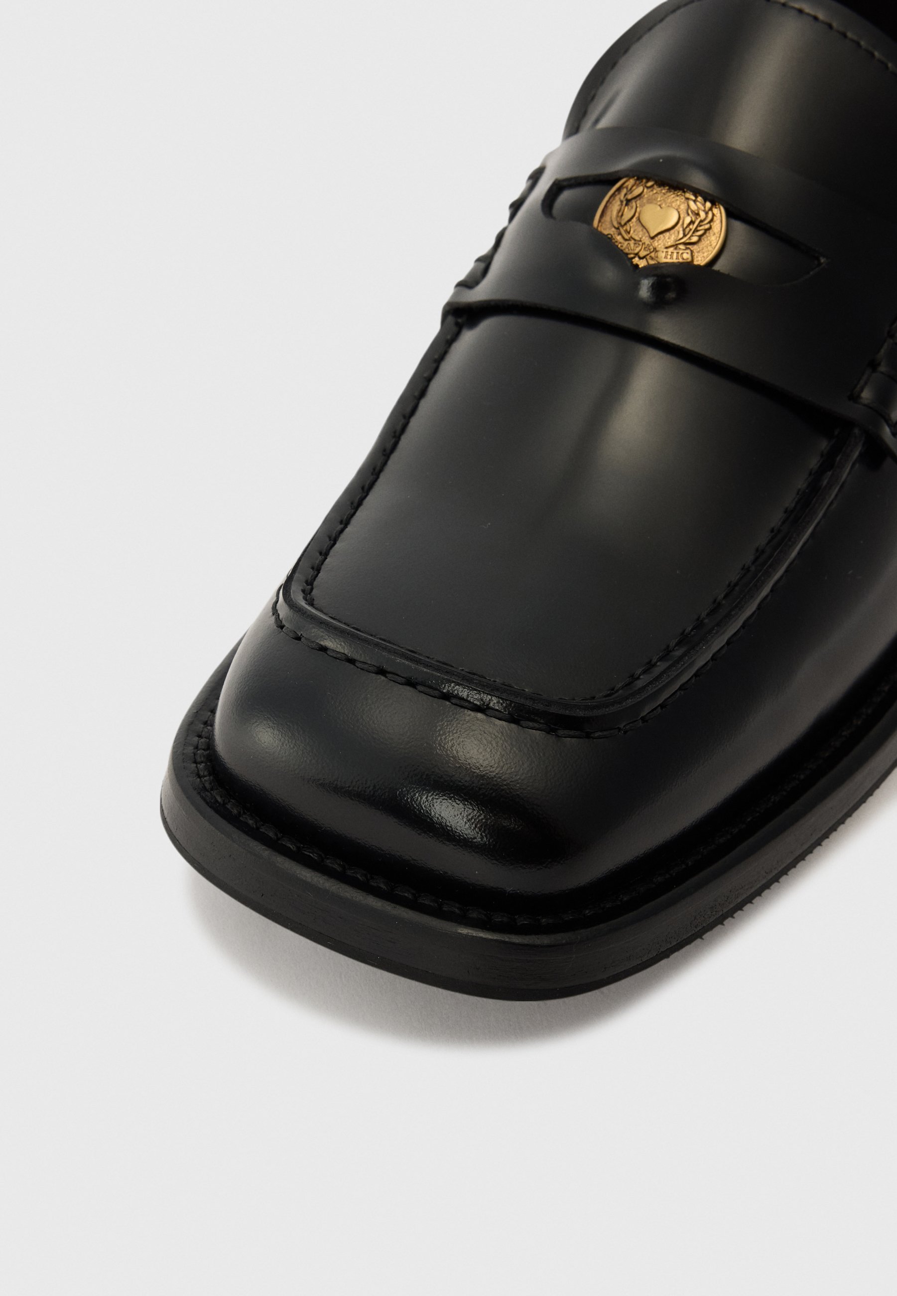 Mocassins MOSCHINO - noirs
