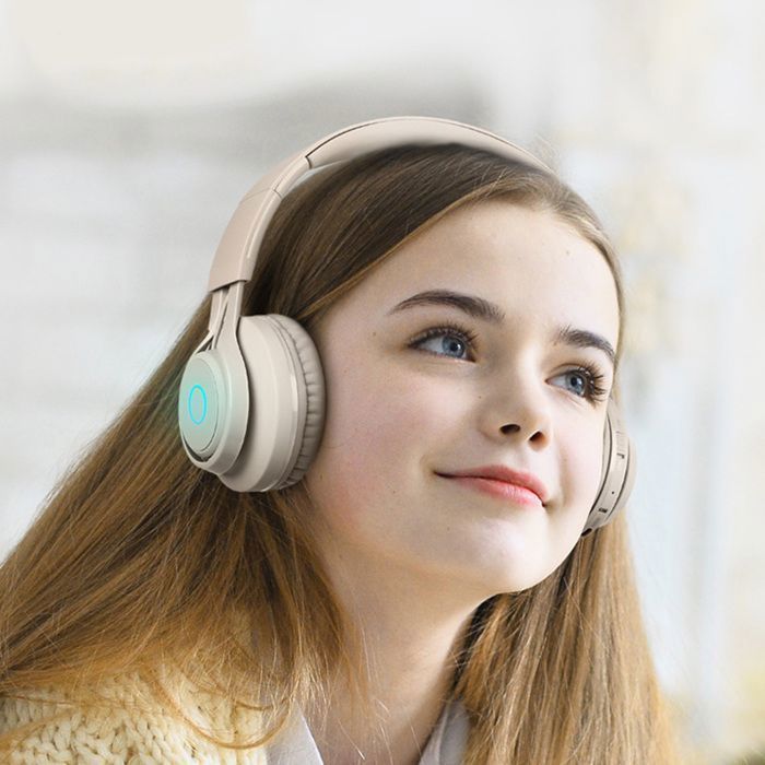 Casque Audio Enfant - OKUMGGYJ - Bluetooth 5.0 - LED - 10h Autonomie - Limiteur de Volume