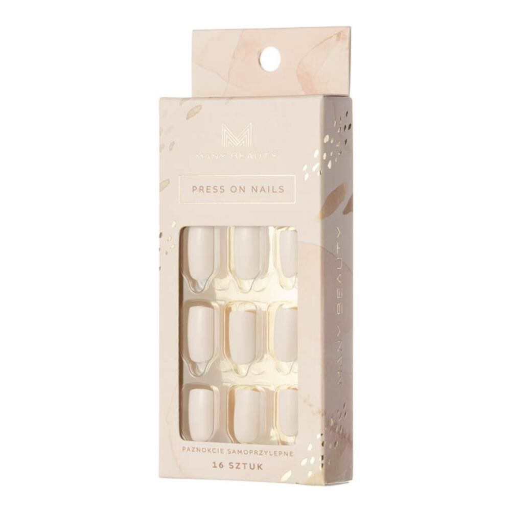 De nombreux faux ongles de beauté à coller