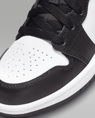 Jordan 1 Mid Younger Kids' Shoes