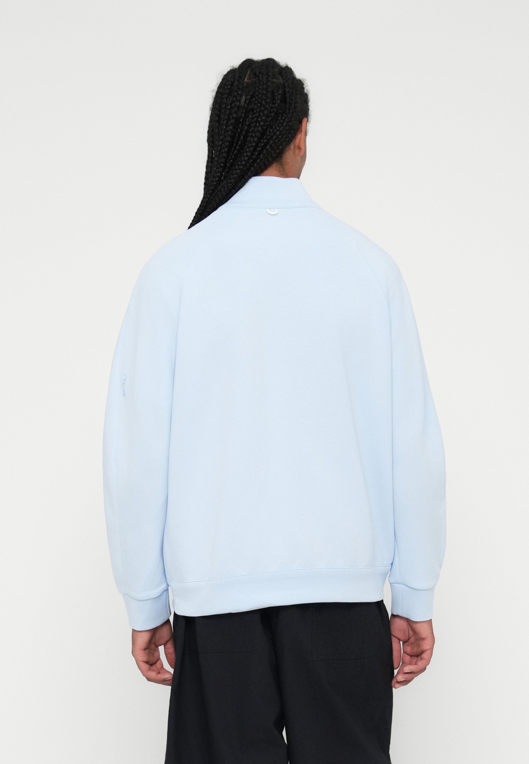 Nike Sportswear -collegepaidat