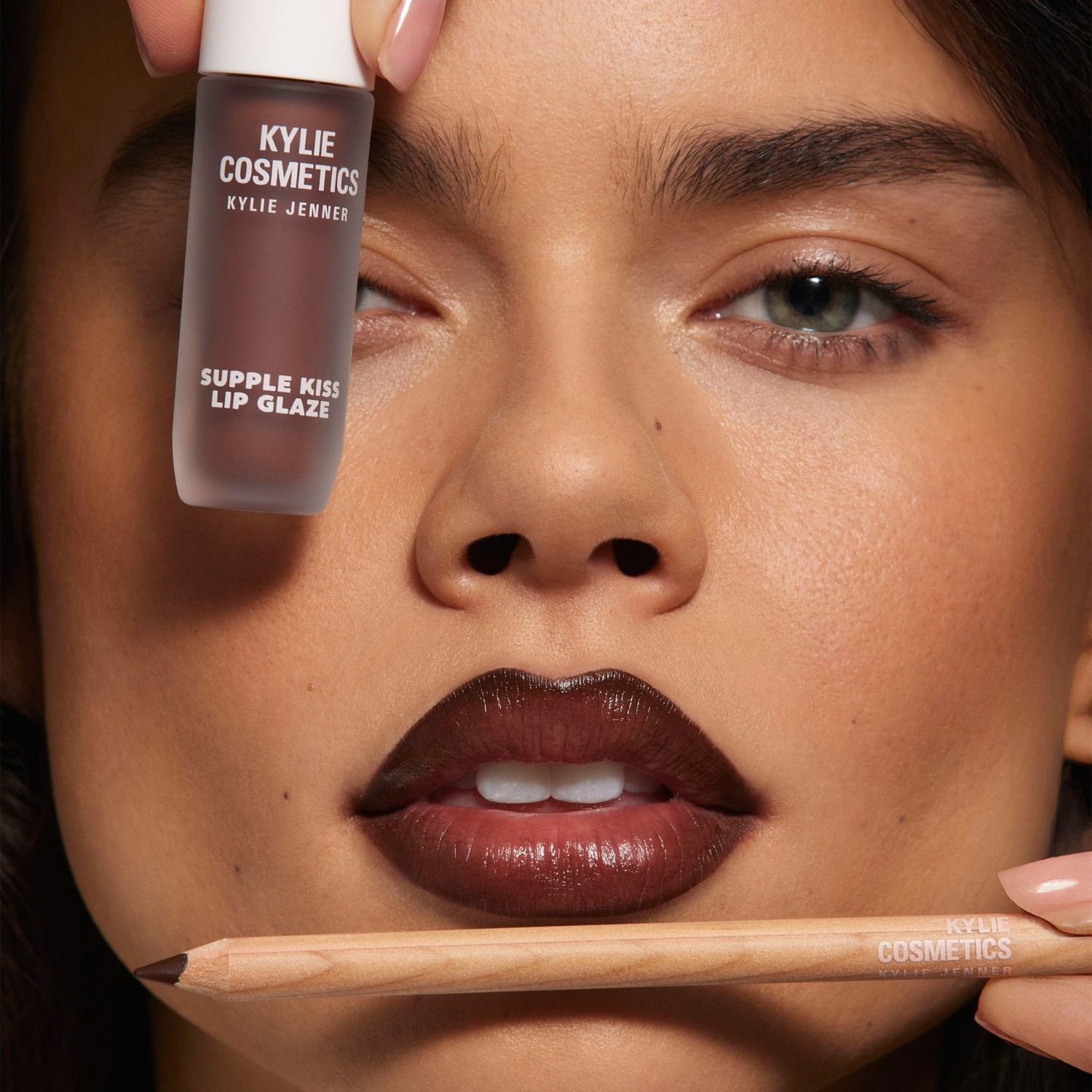 KYLIE COSMETICS lūpų blizgių rinkinys – 1 g