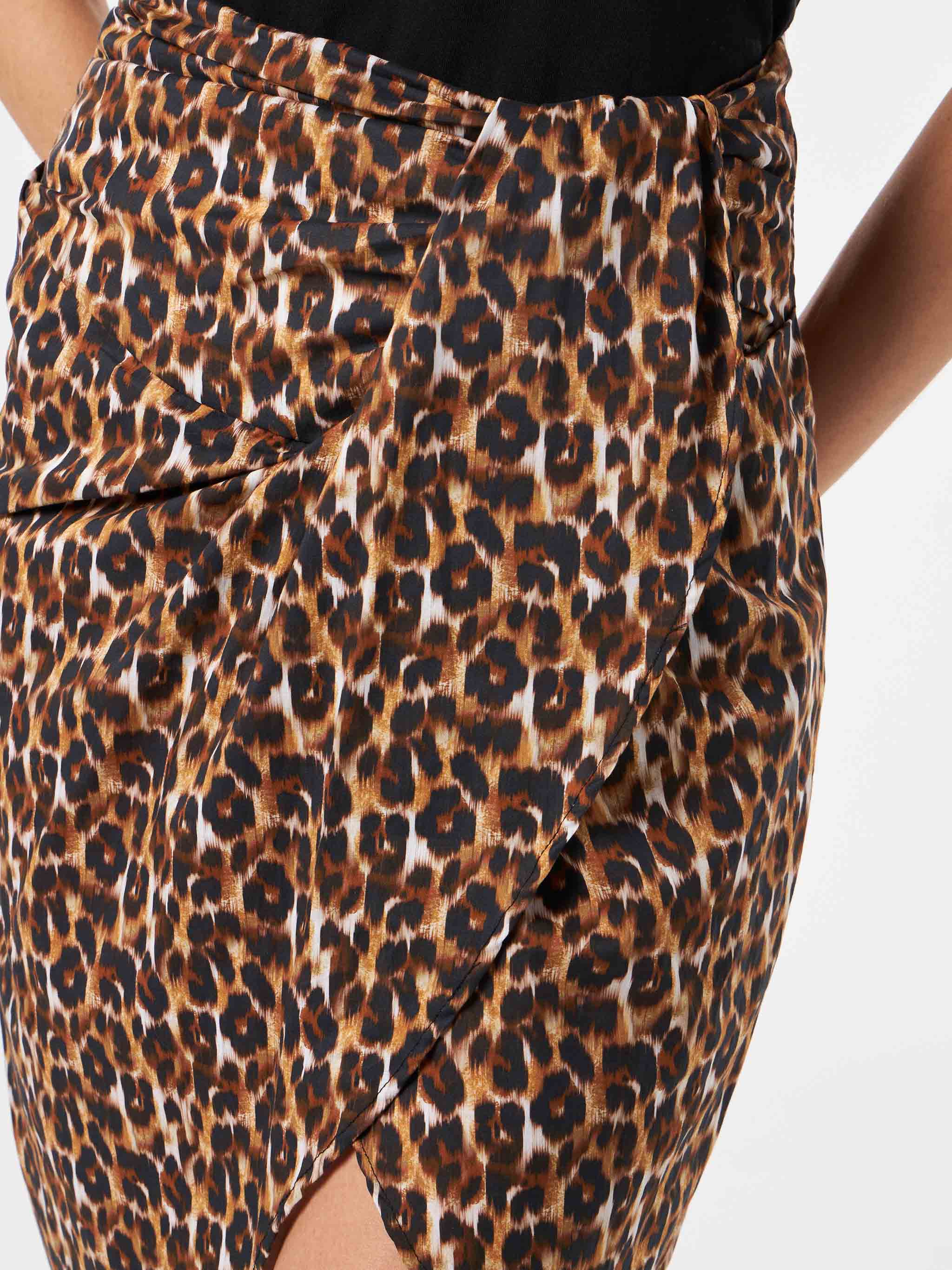 Damesrok met luipaardprint, middellang model