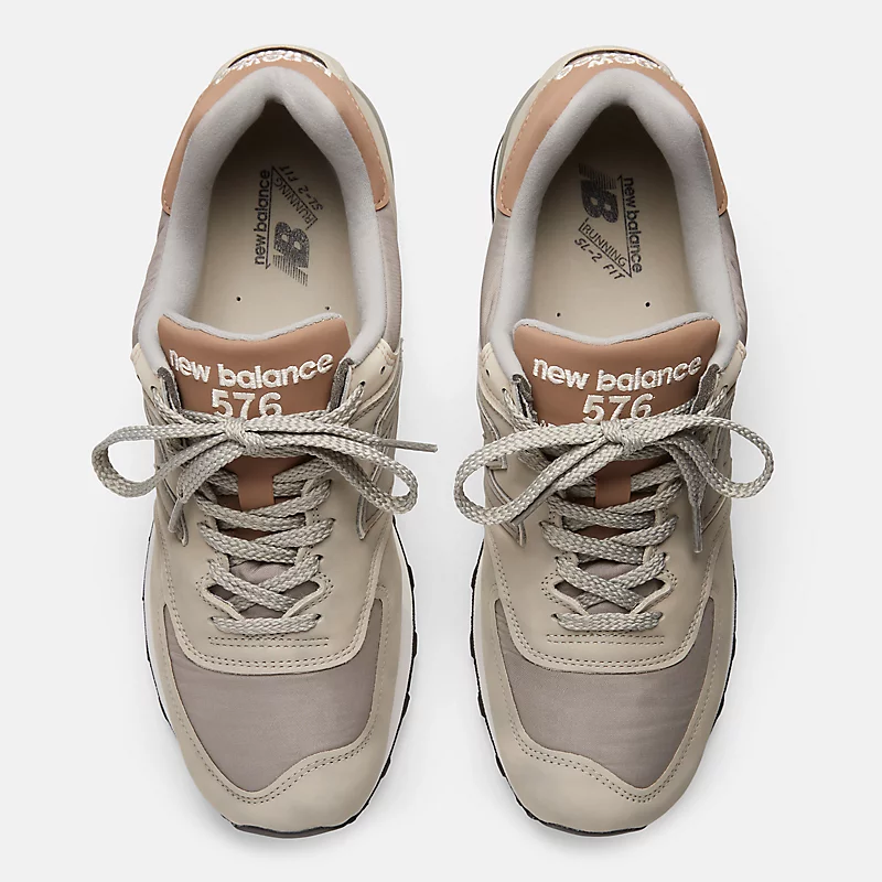 WYPRODUKOWANO unisex w Wielkiej Brytanii 576 Nostalgic Sepia - Moonstruck ze skórą słonia i Coco Mocca