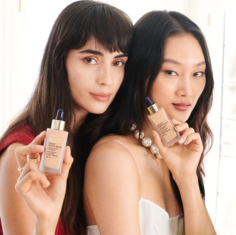 Estée Lauder Futurist SkinTint Serum Foundation met botanische olie-infusie SPF 20