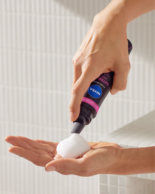 NIVEA pena za lase Extreme Hold