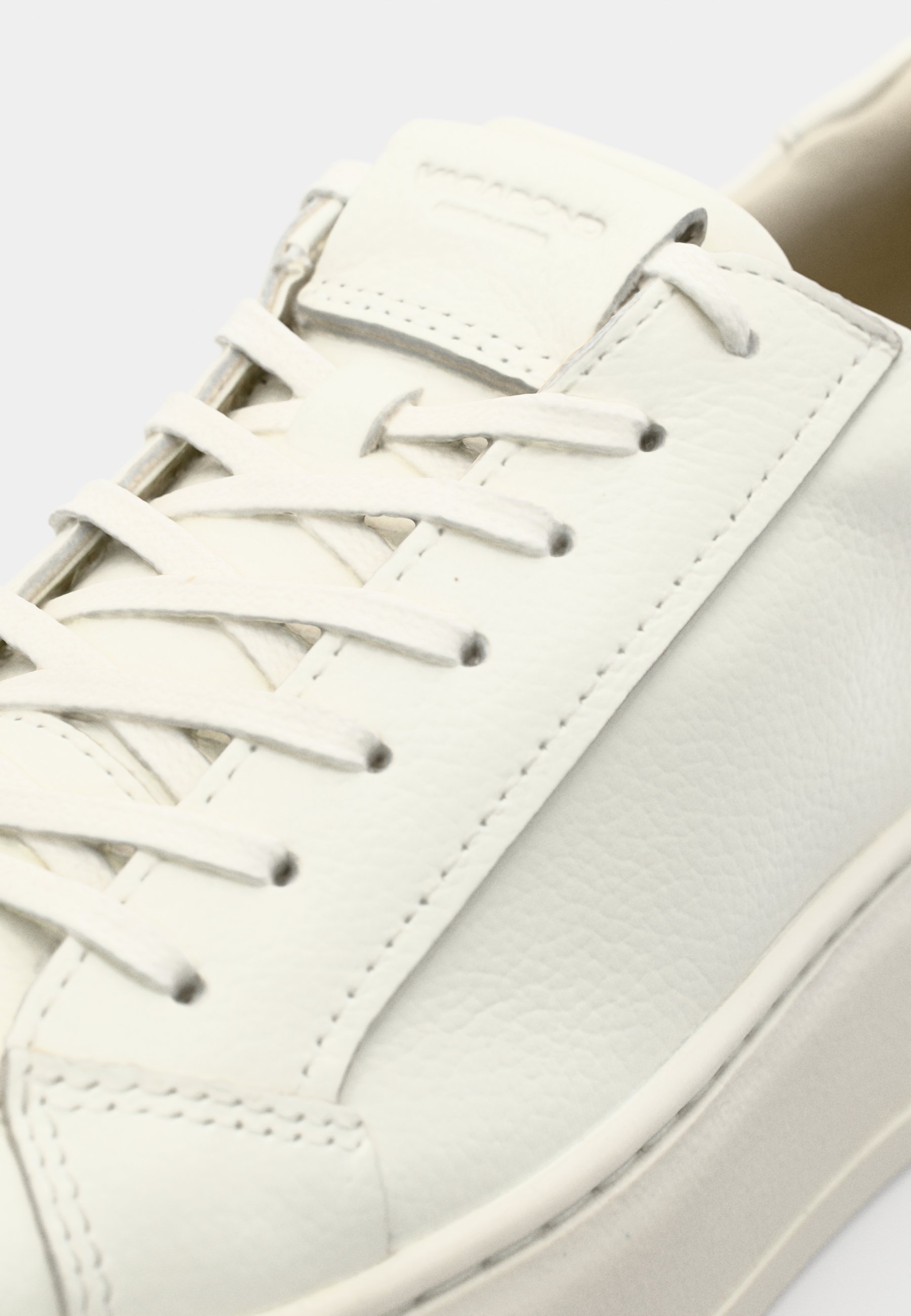 Baskets Vagabond JUDY - blanches