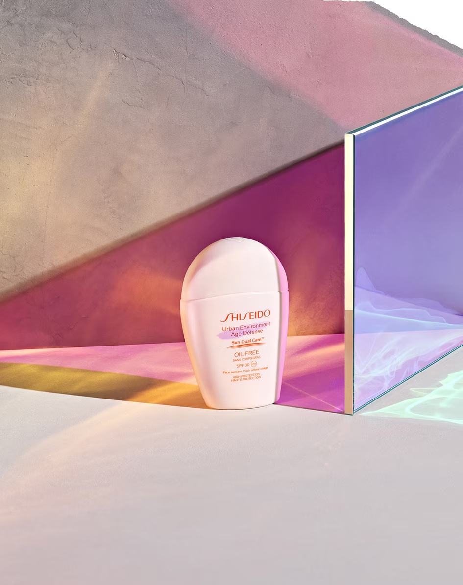 SHISEIDO SUNCARE URBAN ENVIRONMENT AGE DEFENSE OLJNA ZAŠTITA SPF 30