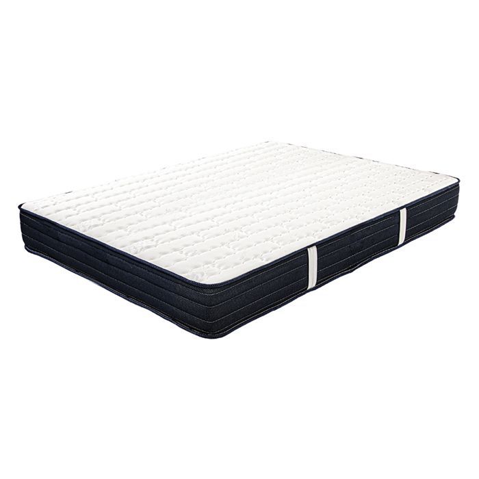 Materasso reversibile NORA, misura King Size, 180x200 cm, realizzato in memory foam altamente adattabile ed ergonomico.