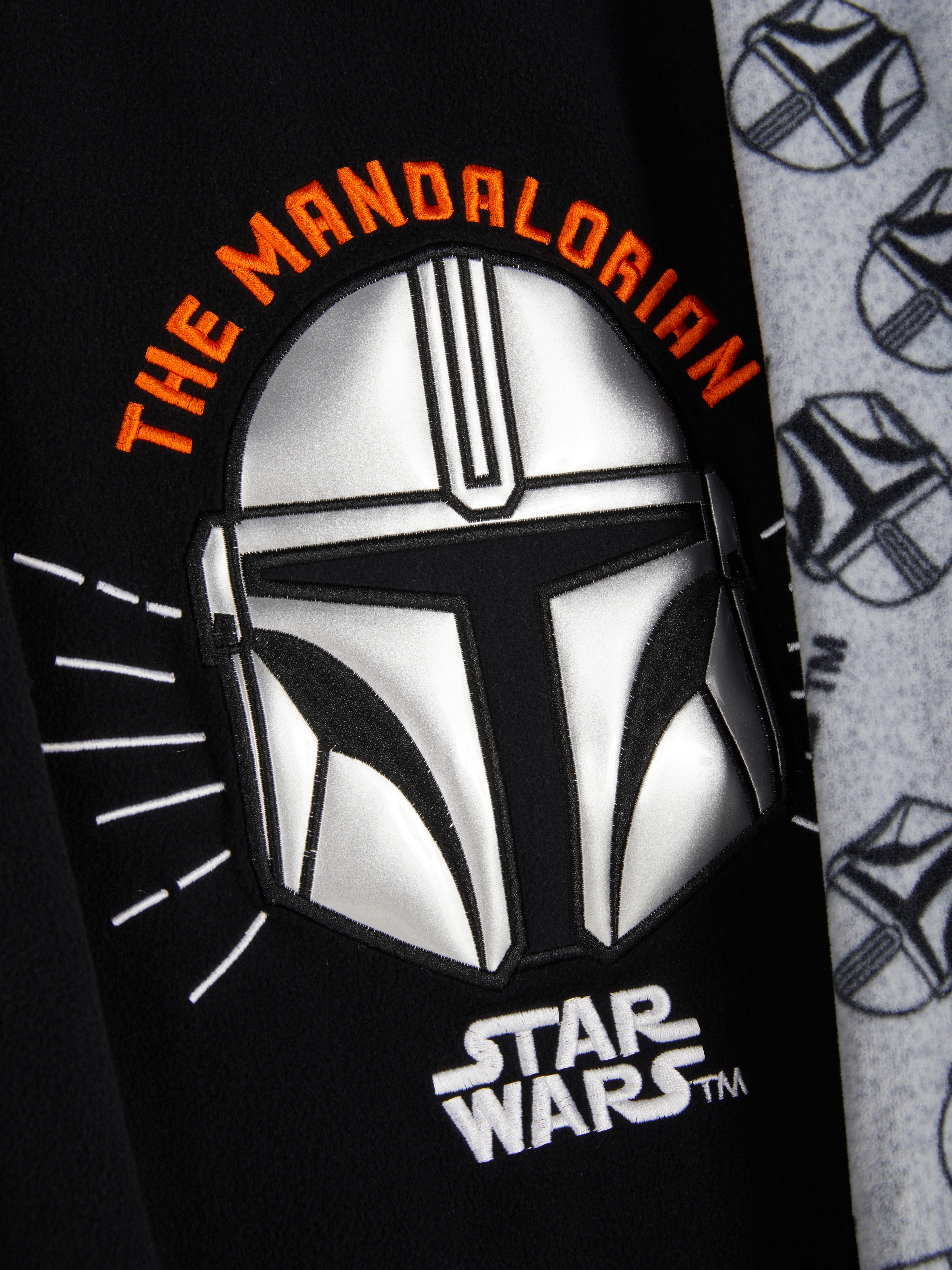Πιτζάμες Star Wars The Mandalorian Με αυτές τις πιτζάμες, είναι έτοιμοι για περιπέτειες στο Mandalorian