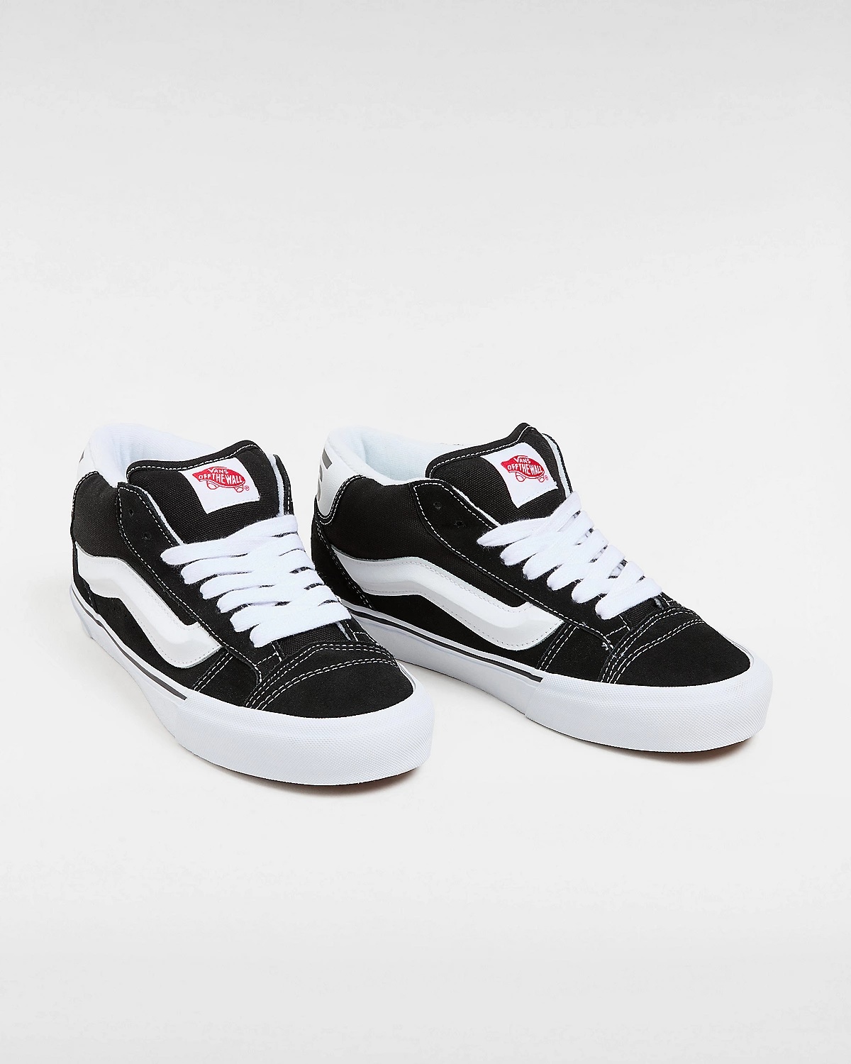 Scarpe Knu Mid