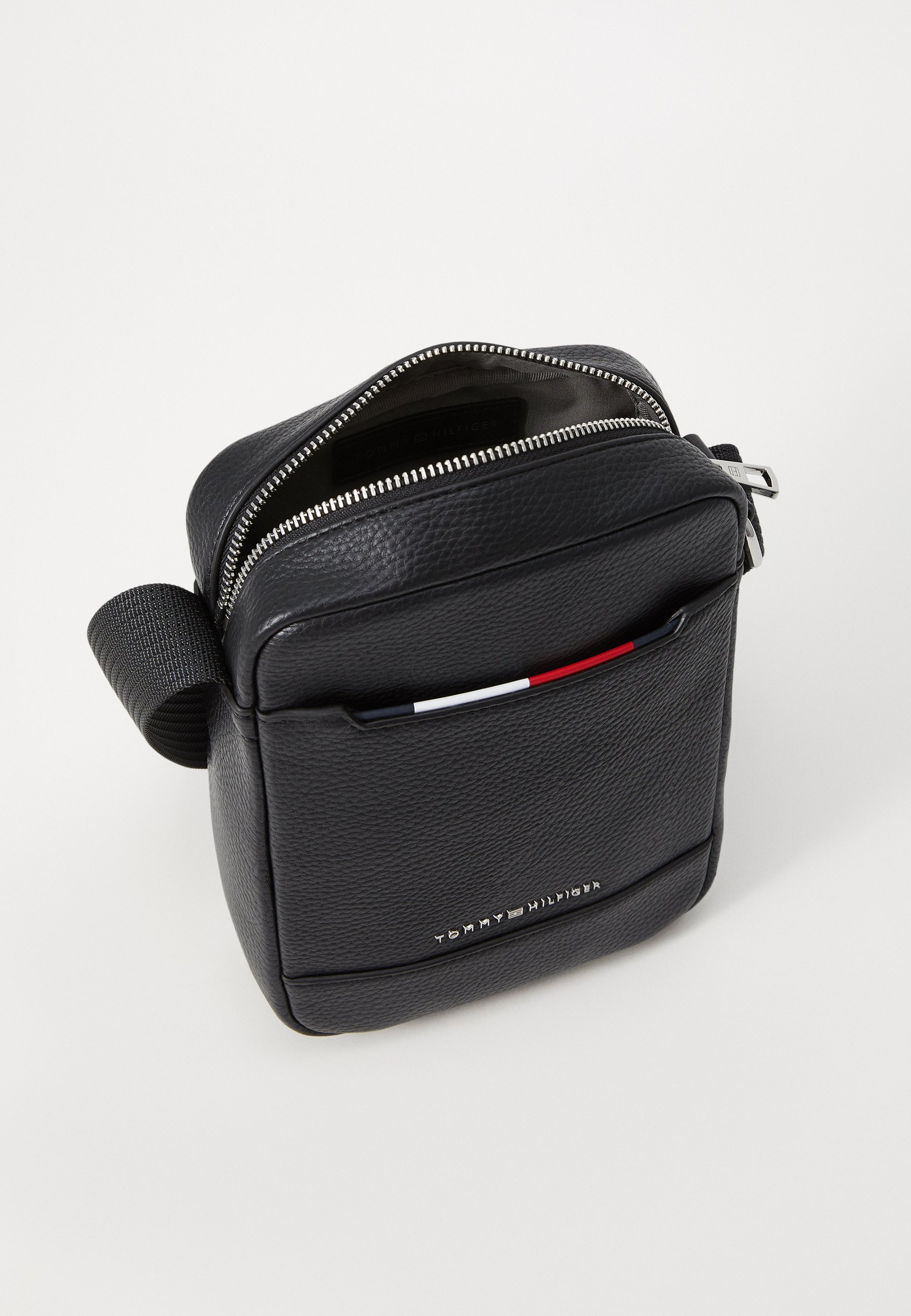 Tommy Hilfiger CENTRAL MINI REPORTER - Crossbodytas - zwart