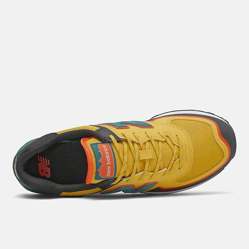 Herrenschuh 574T – Erntegold mit Flammenmuster