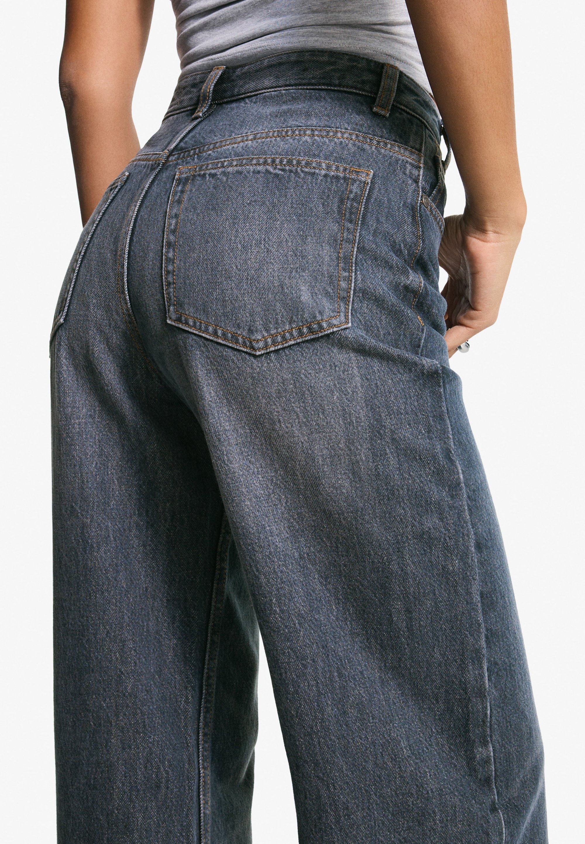 Jean Bershka WIDE - Coupe décontractée - bleu foncé