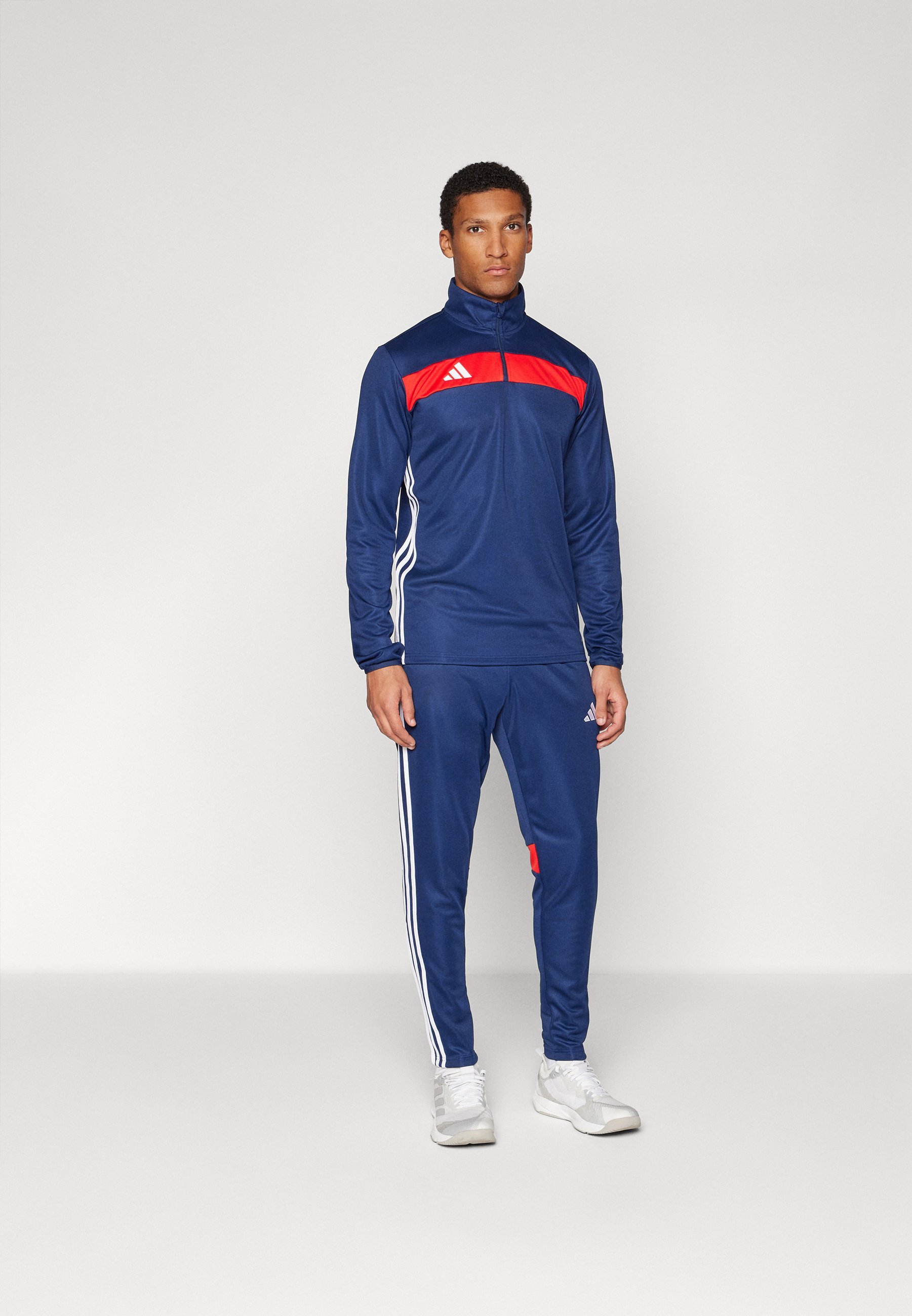adidas Performance TIRO 25 ESSENTIALS - Treningsbukse - team navy blue/red