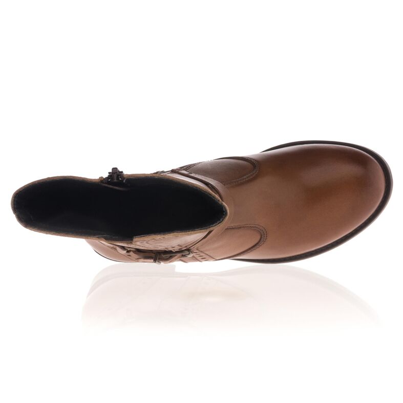 Botas marrones para niña