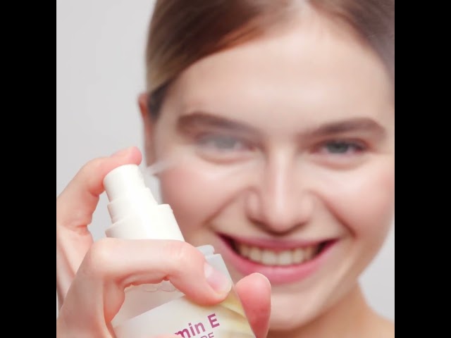 Nawilżająca mgiełka do twarzy z witaminą E 150 ml