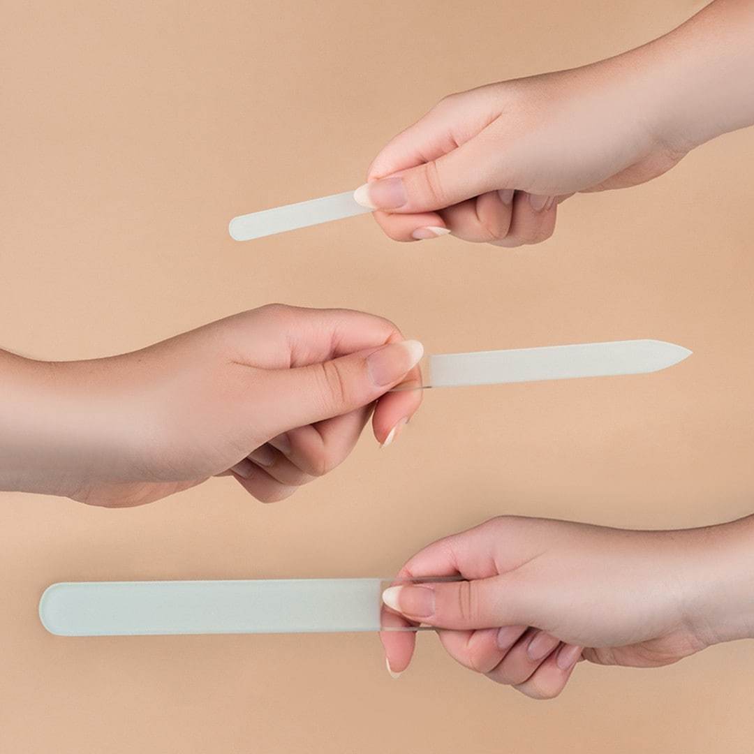 Pilica za nohte KOH Crystal, srednja velikost, z etuijem – 1 kos