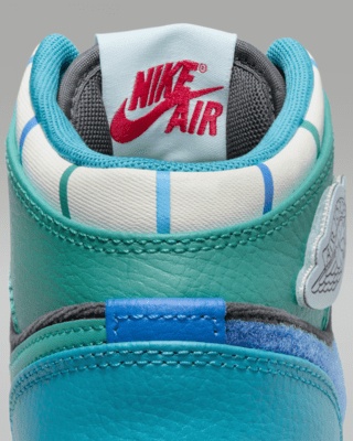 Air Jordan 1 Mid Sneaker School Older Kids' Shoes