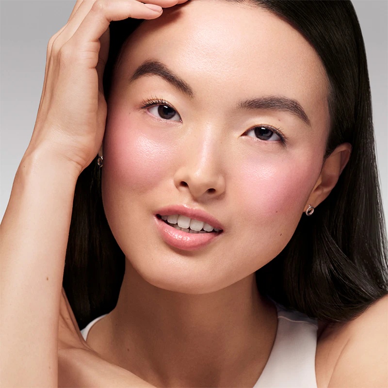 Kremasti rdečilo za lica Estée Lauder Futurist Blushmaker