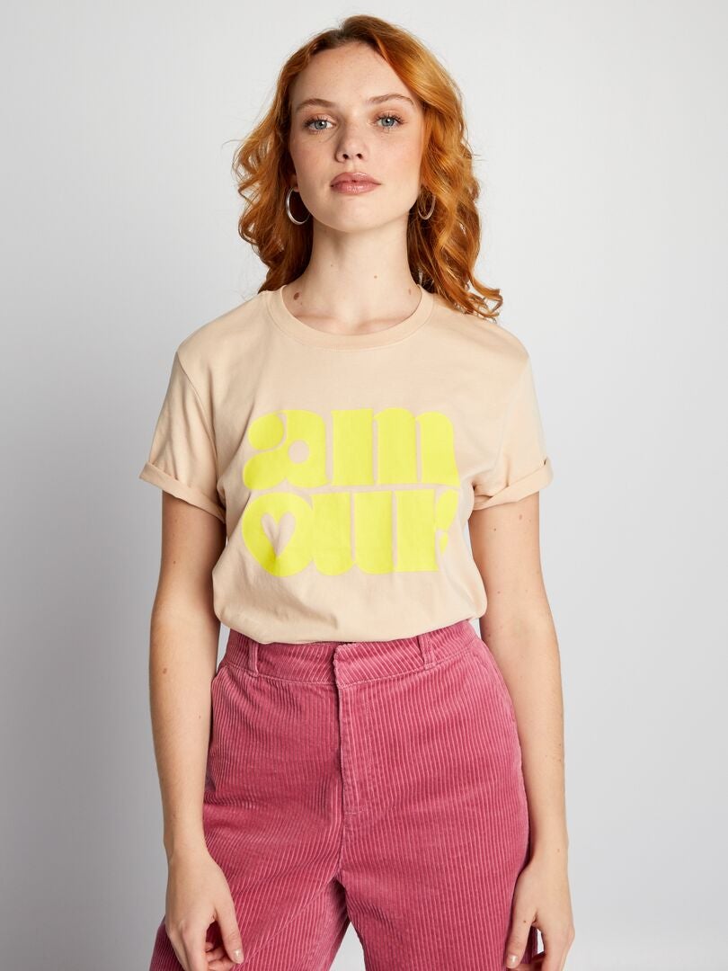 Camiseta 'Corações' - BEGE