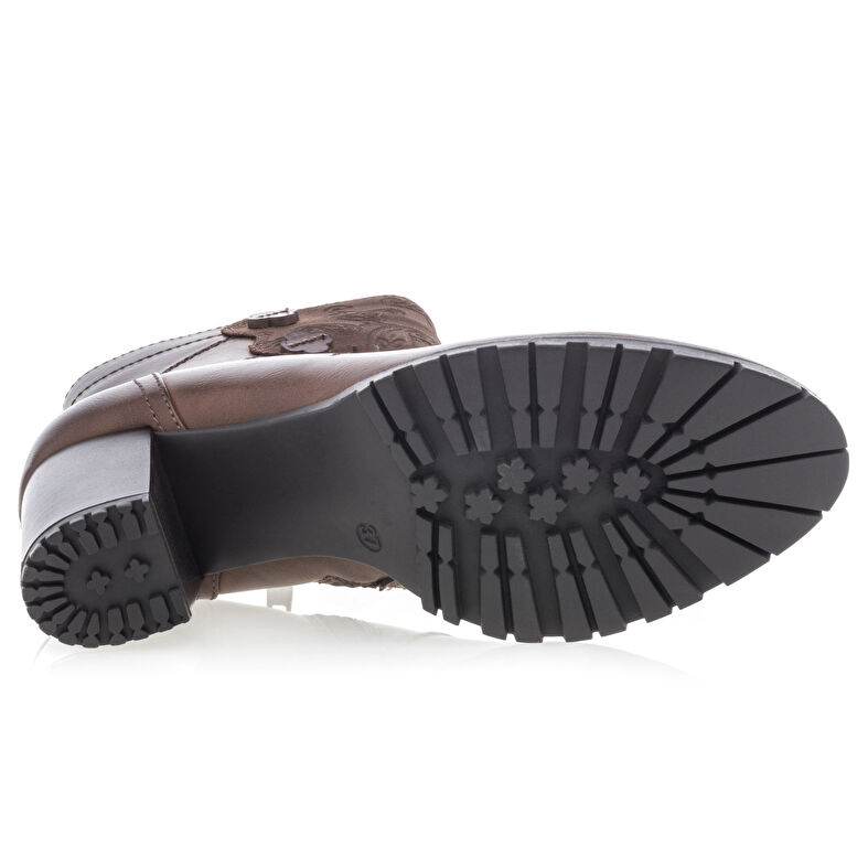 Braune Damenstiefel / Stiefeletten