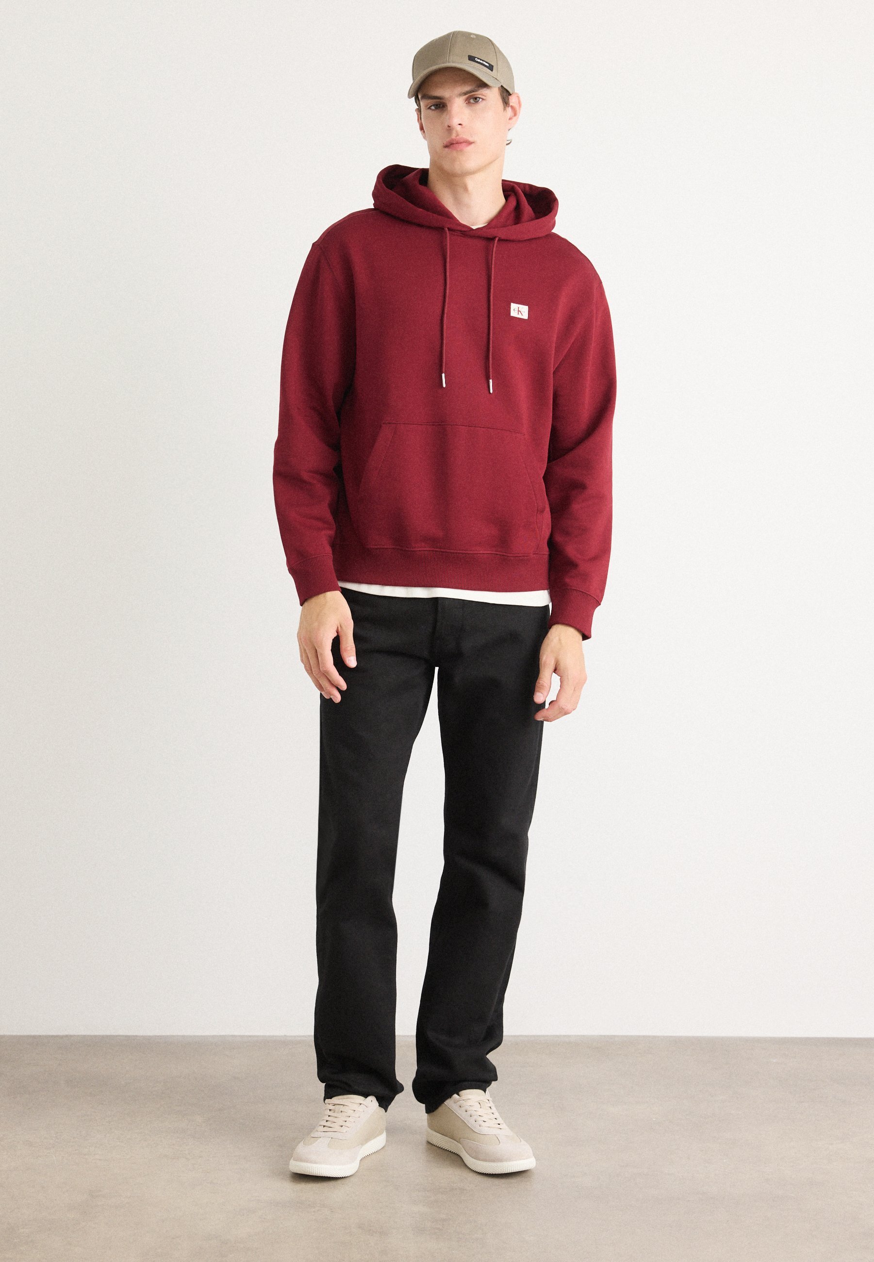 Calvin Klein Jeans BADGE HOODIE - Hanorac - renaissance red