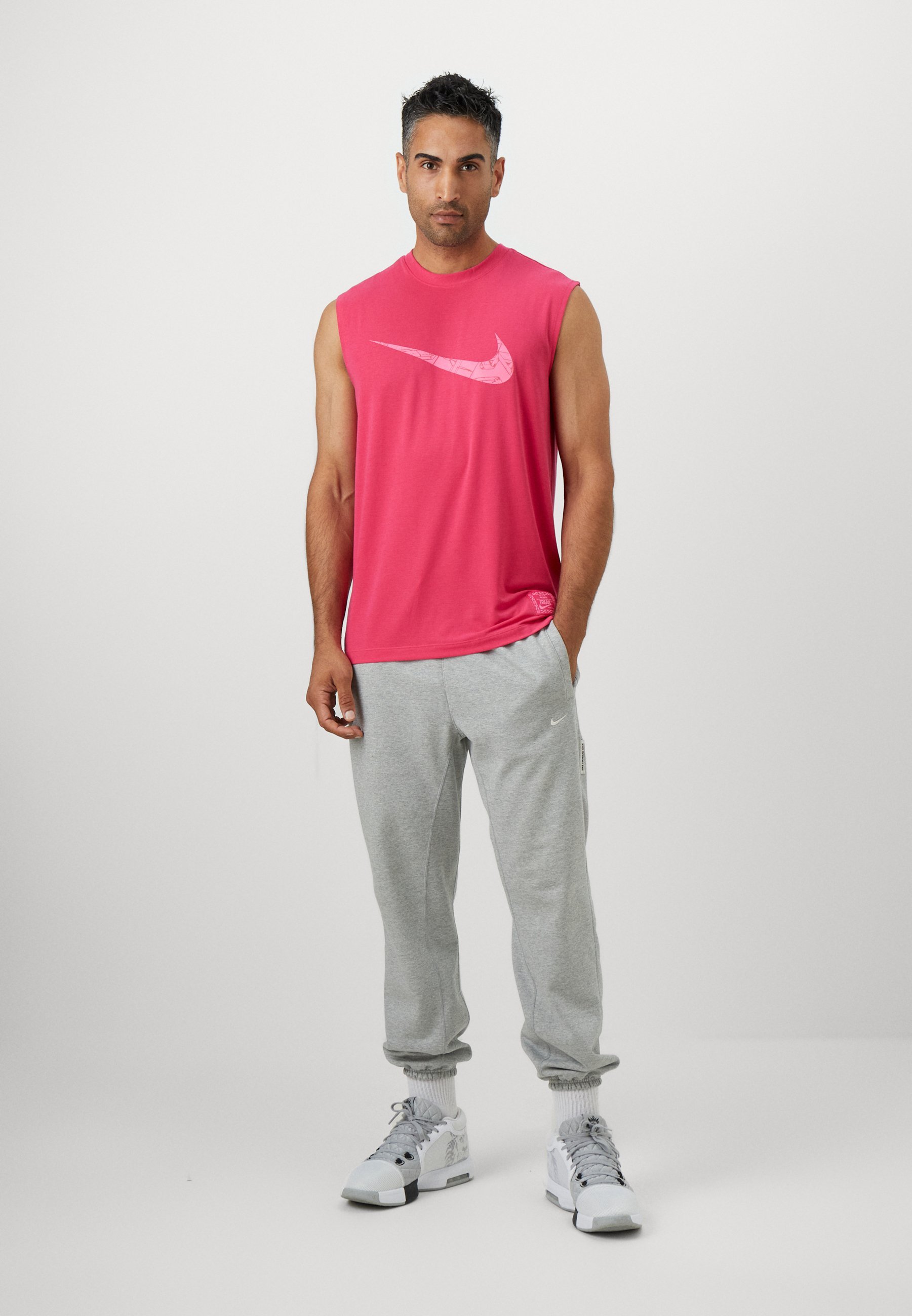 Nike Performance GIANNIS ANTETOKOUNMPO SLEEVELES TOP - Top bez rukávů - black/grey