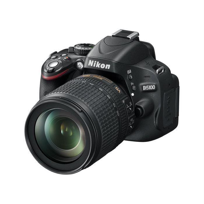NIKON D5100 spejlreflekskamera + 18-105 mm objektiv