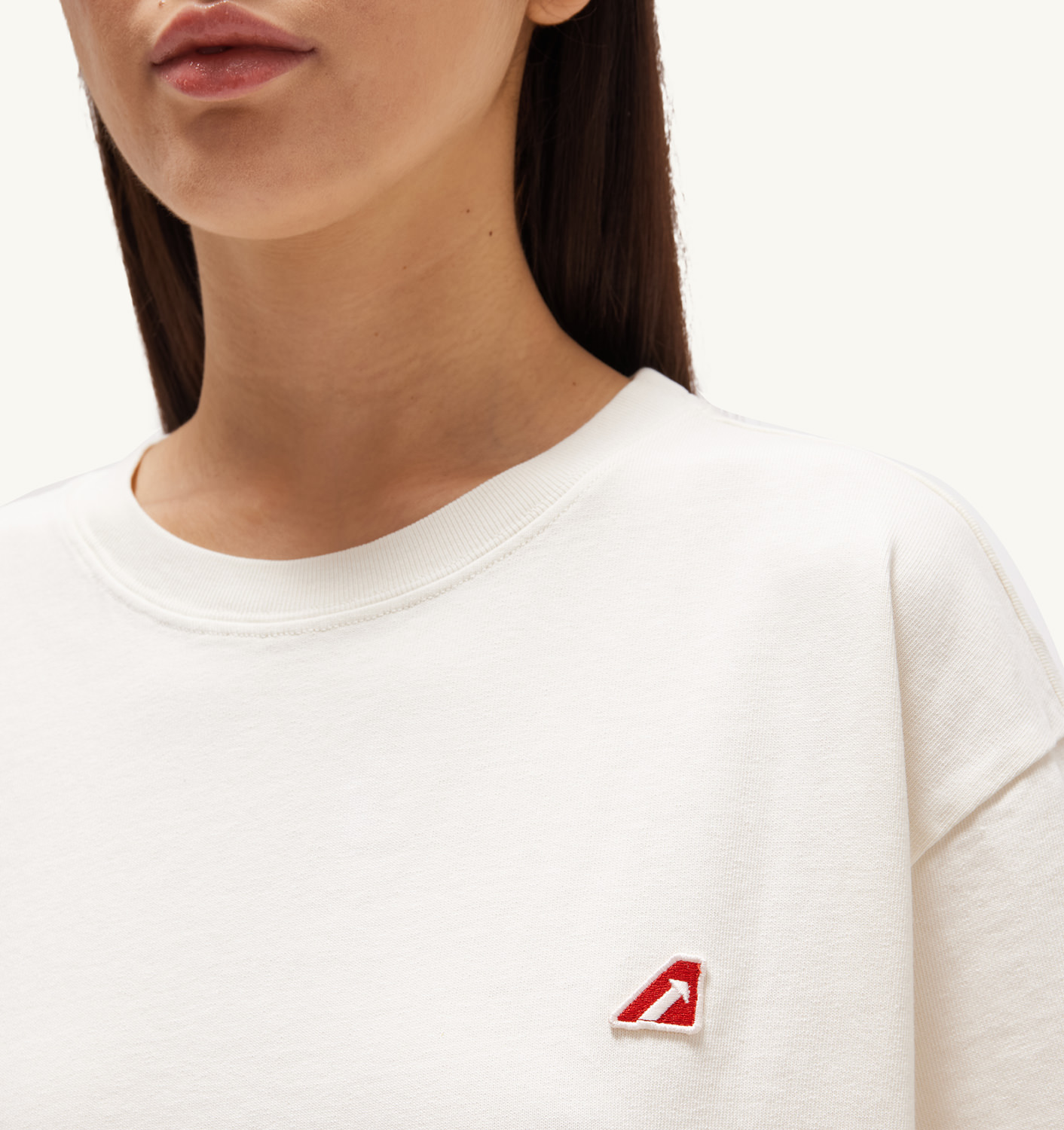 TRICOU AVORIO CU CROIALĂ RELAXATĂ