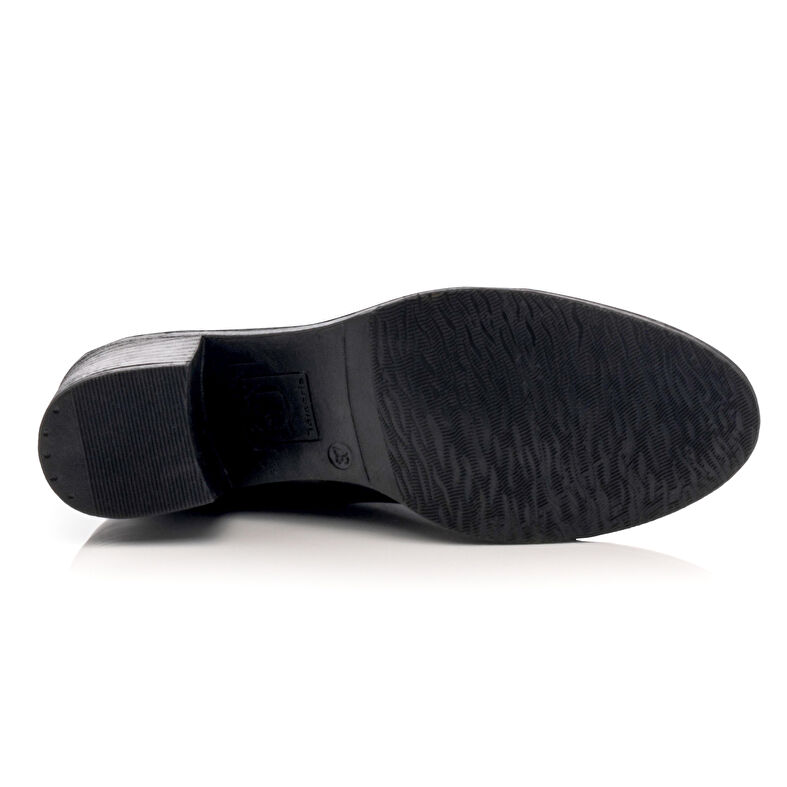  Botas negras de mujer