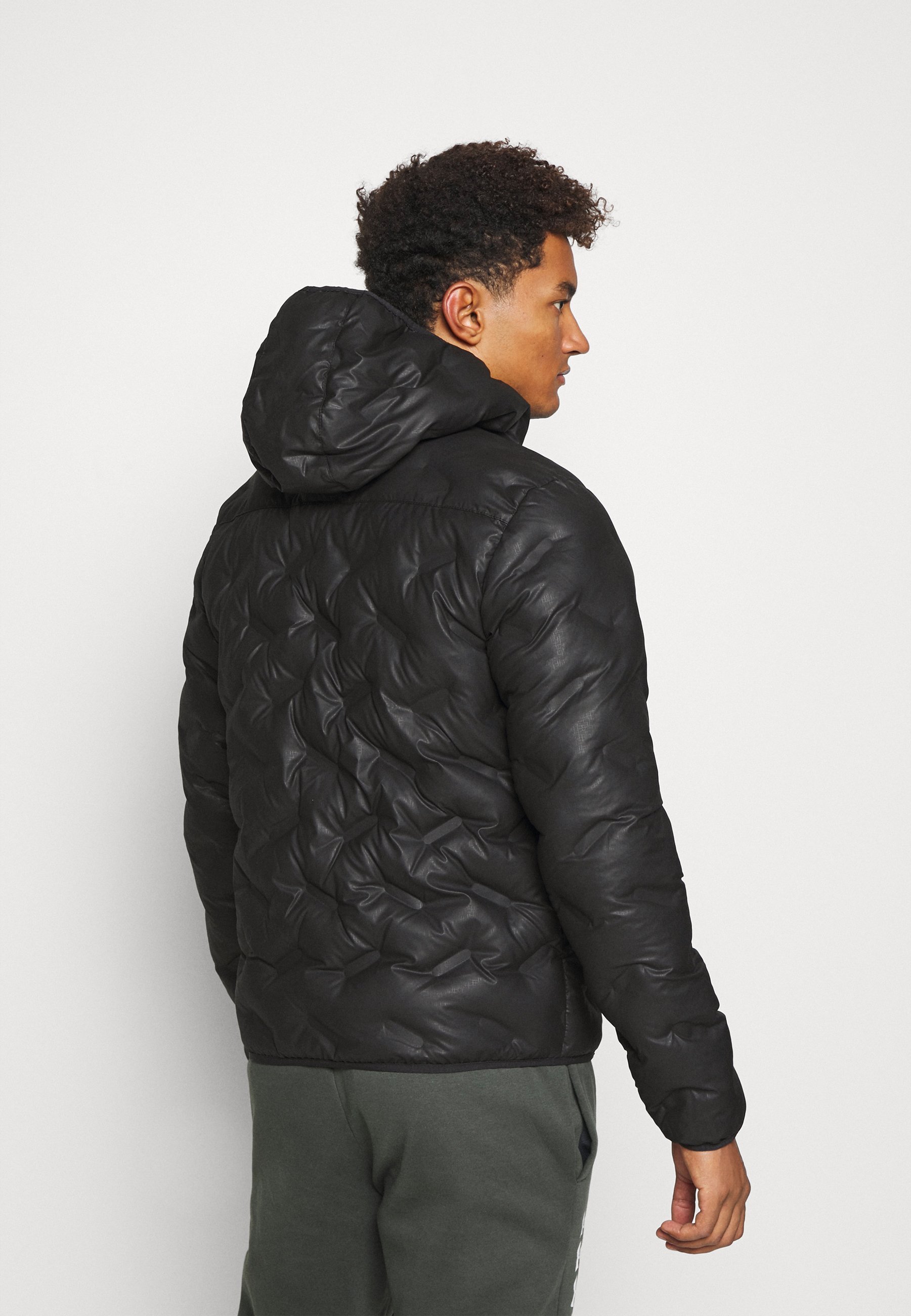 Ellesse STANNETTI - Jaqueta de inverno - preta