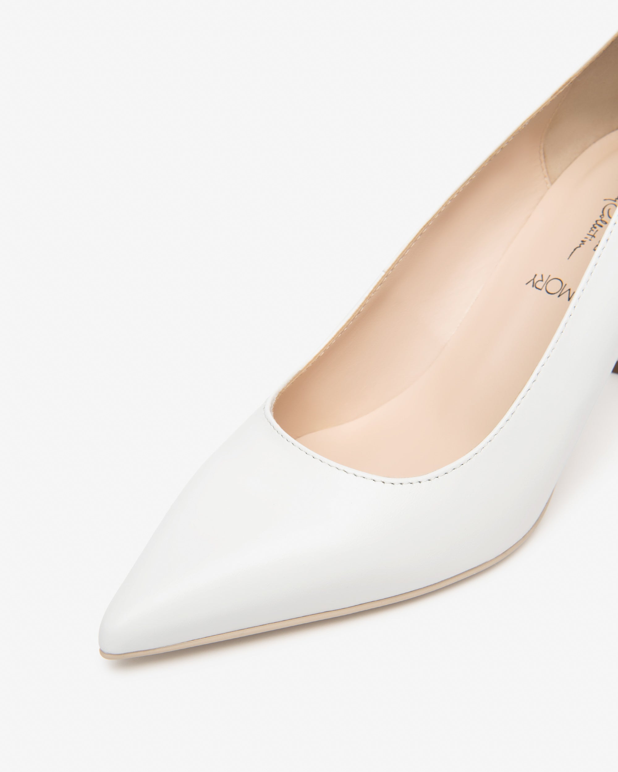  Damen-Pumps aus Leder