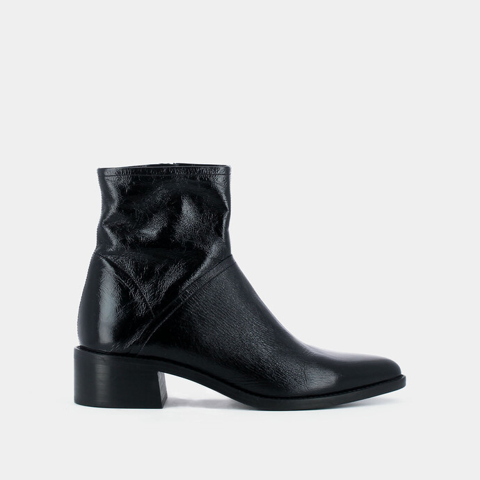 Bottines à talon  en cuir vieilli noir