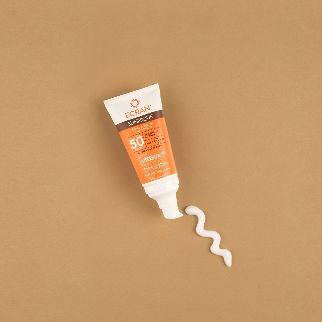 Fluid za sončenje za obraz in dekolte SPF 50 Zaščita obraza