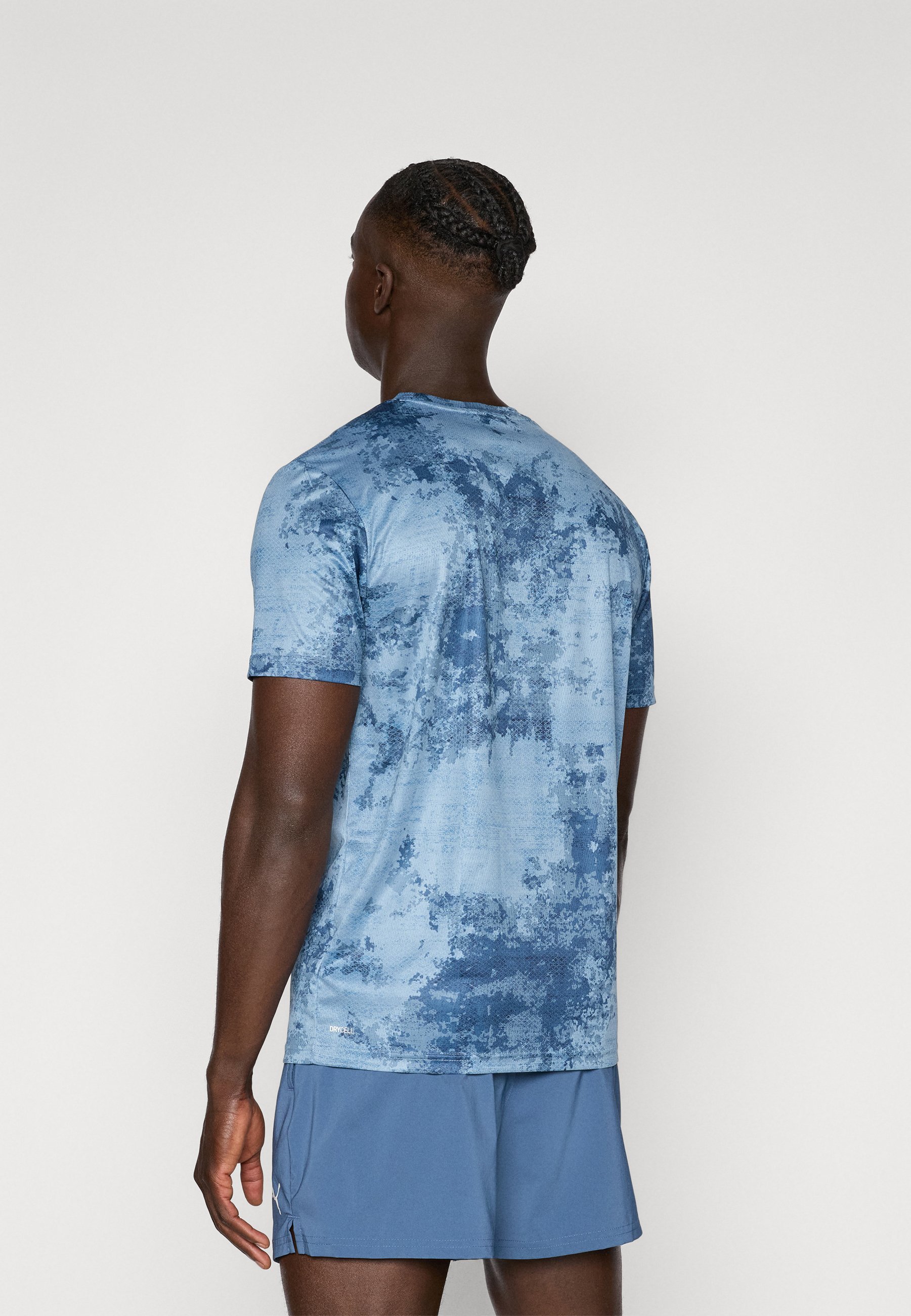 T-shirt Puma ESSENTIALS - T-shirt de sport - bleu clair