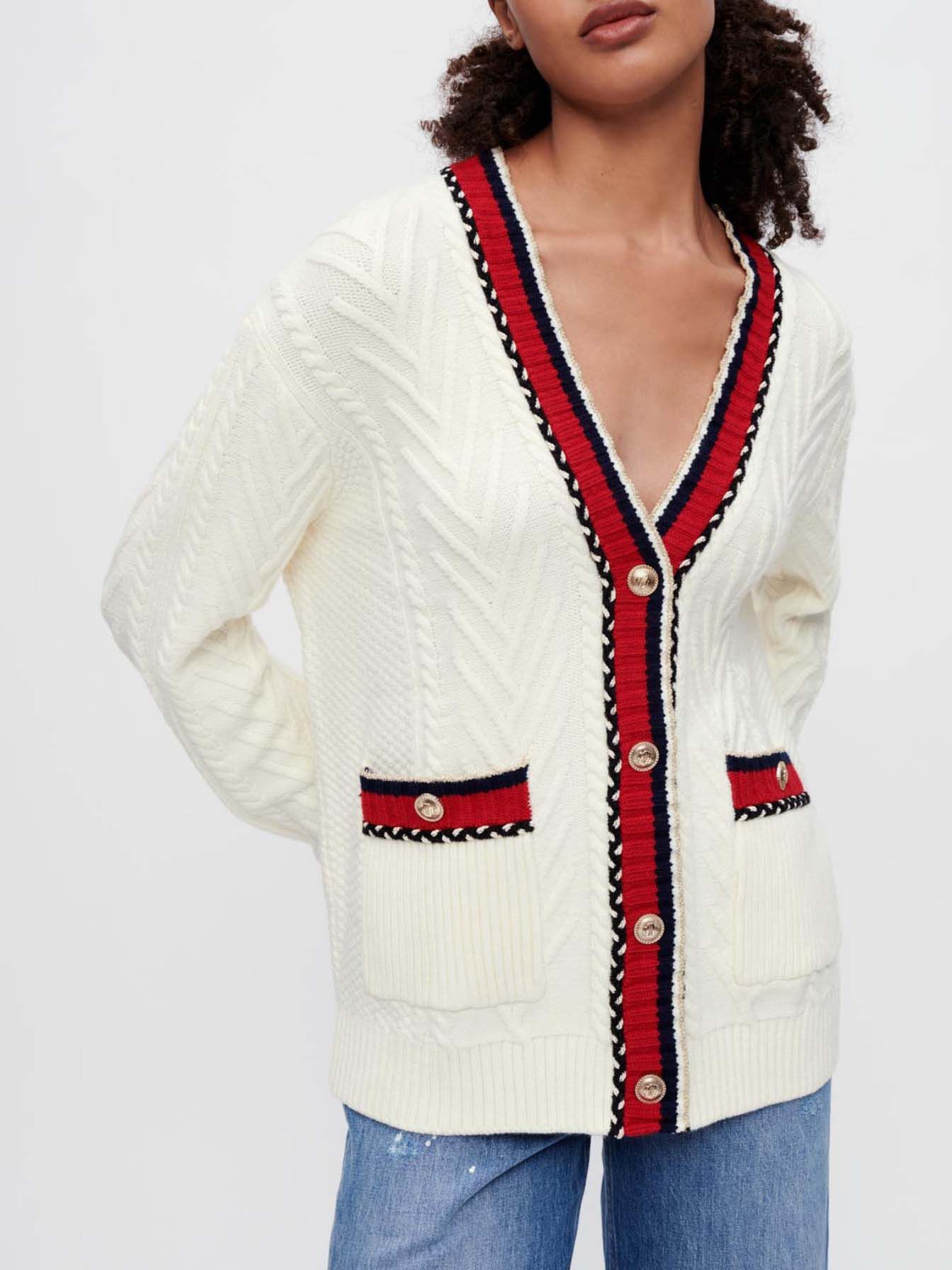 Contrasterend kabelgebreid vest - Gebroken wit
