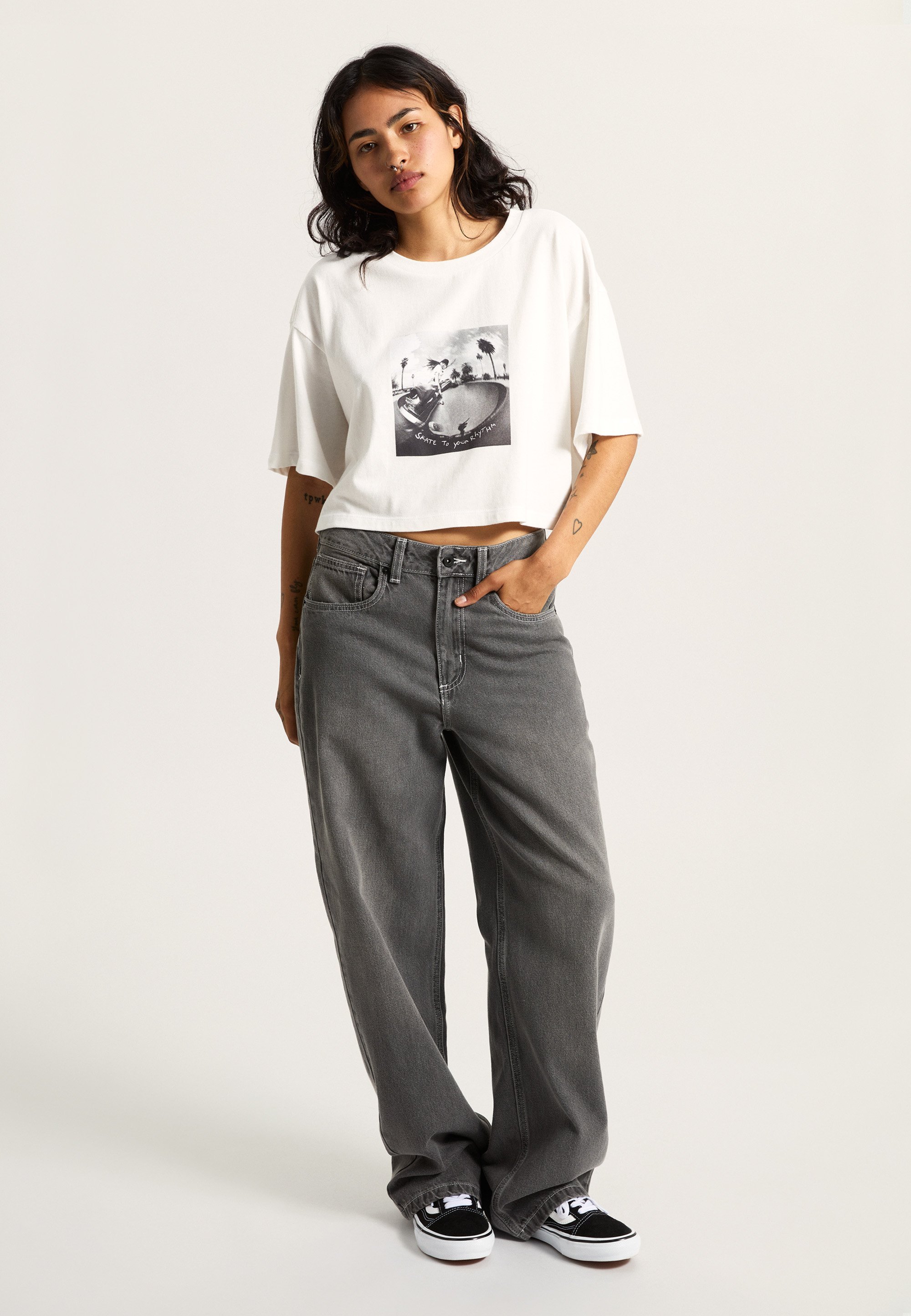 T-shirt imprimé Vans RHYTHM - blanc
