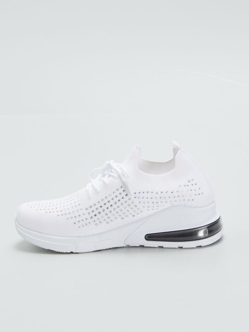 Tênis esportivo com strass - BRANCO