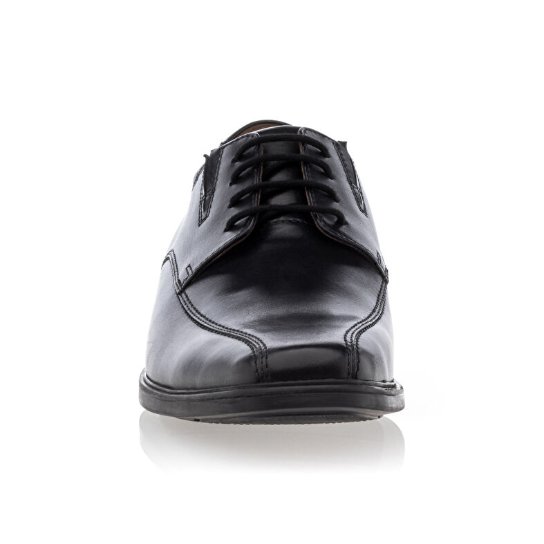 Zwarte nette herenschoenen