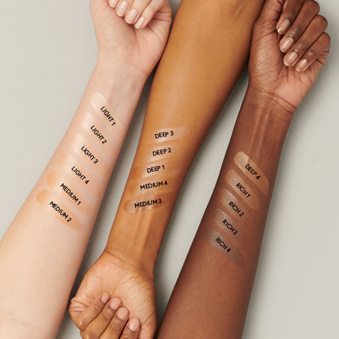 MAC Strobe Dewy Skin Tint krema za lice - 30 ml
