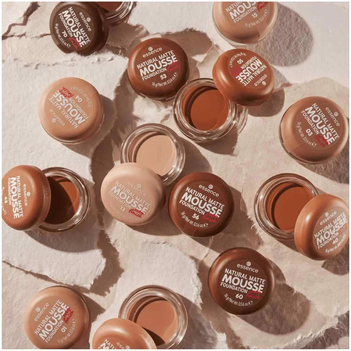 Essence Natural Matte Mousse - Foundation 03 16g